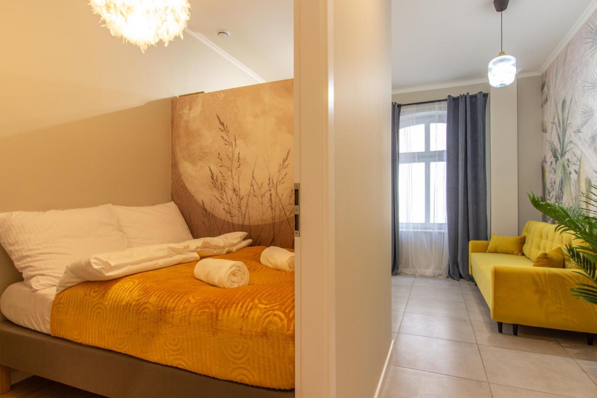 Chill Apartments Central Station Katowice Exterior photo